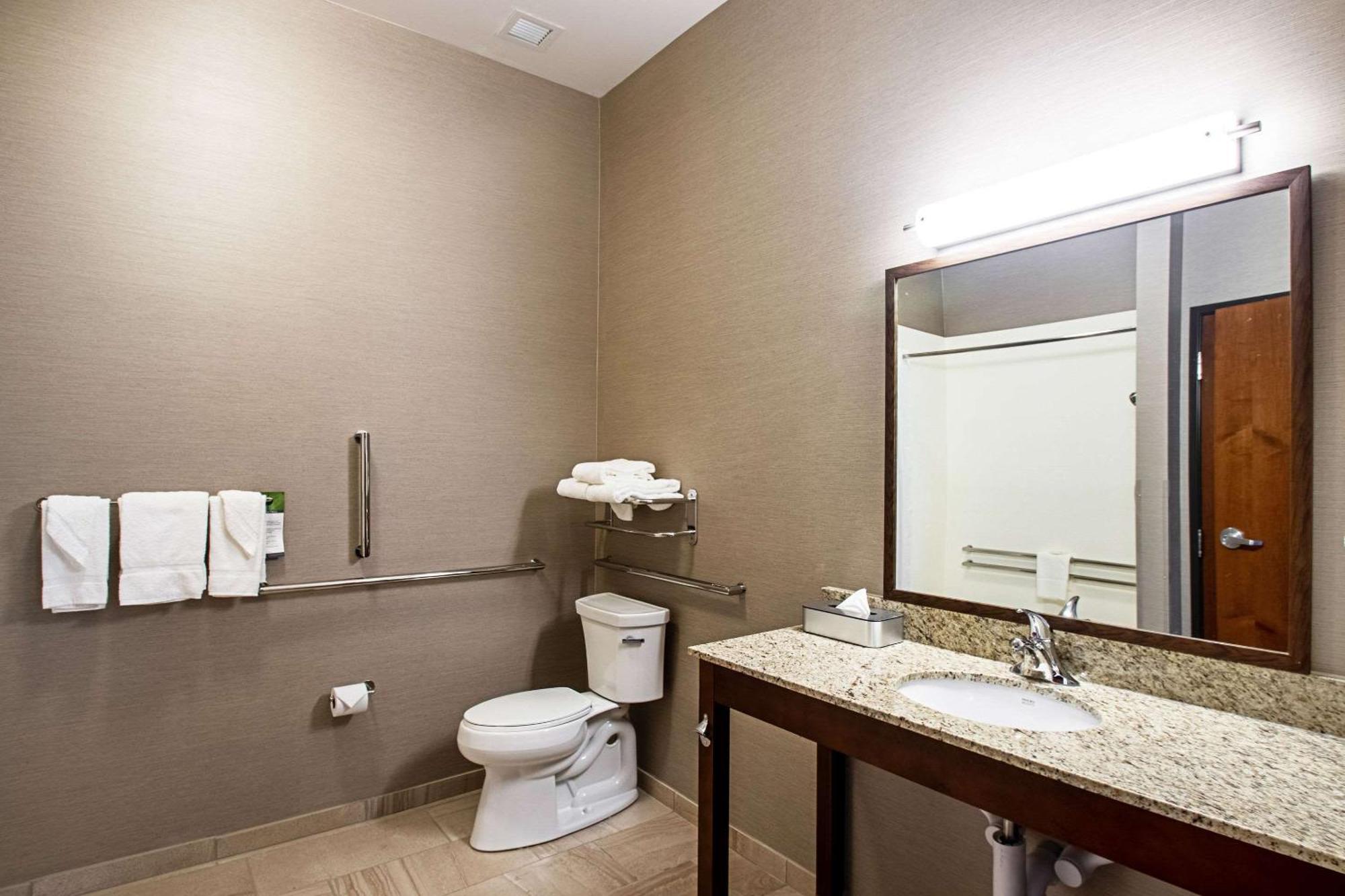 Mainstay - Monona Hotel 3*